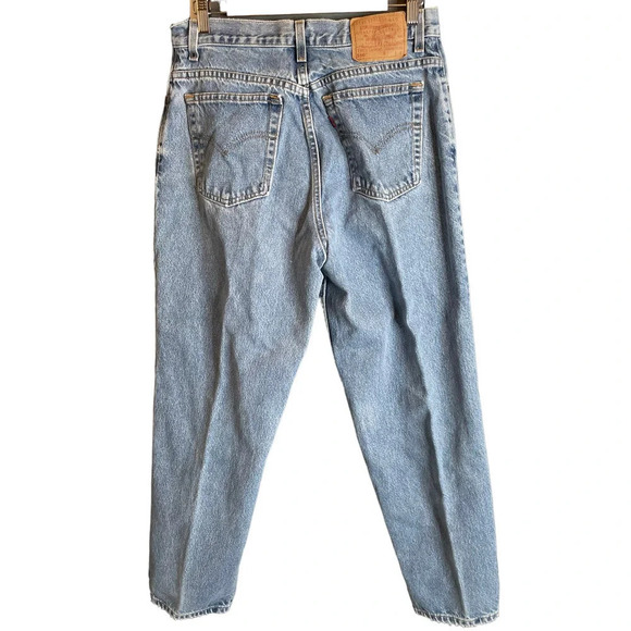 Levi's Vintage 550 Tapered Leg Relaxed Fit Jeans Blue - Picture 3 of 4